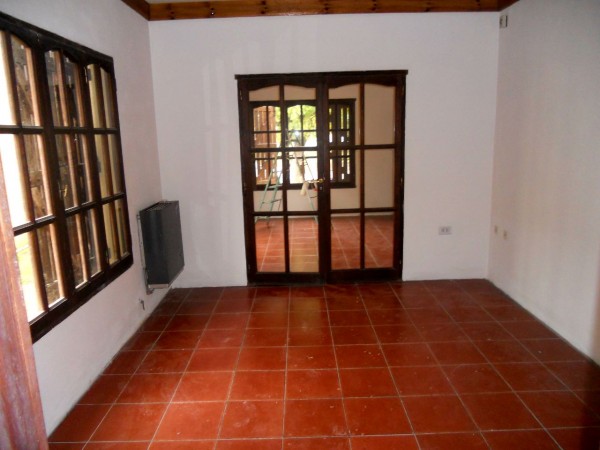 Buena casa en venta en Coronel Suarez