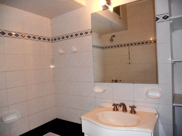 Buena casa en venta en Coronel Suarez