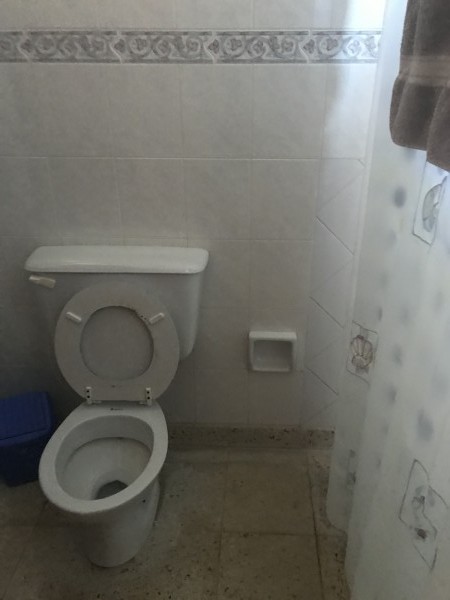 Buena casa con muy lindo lote en Coronel Suarez