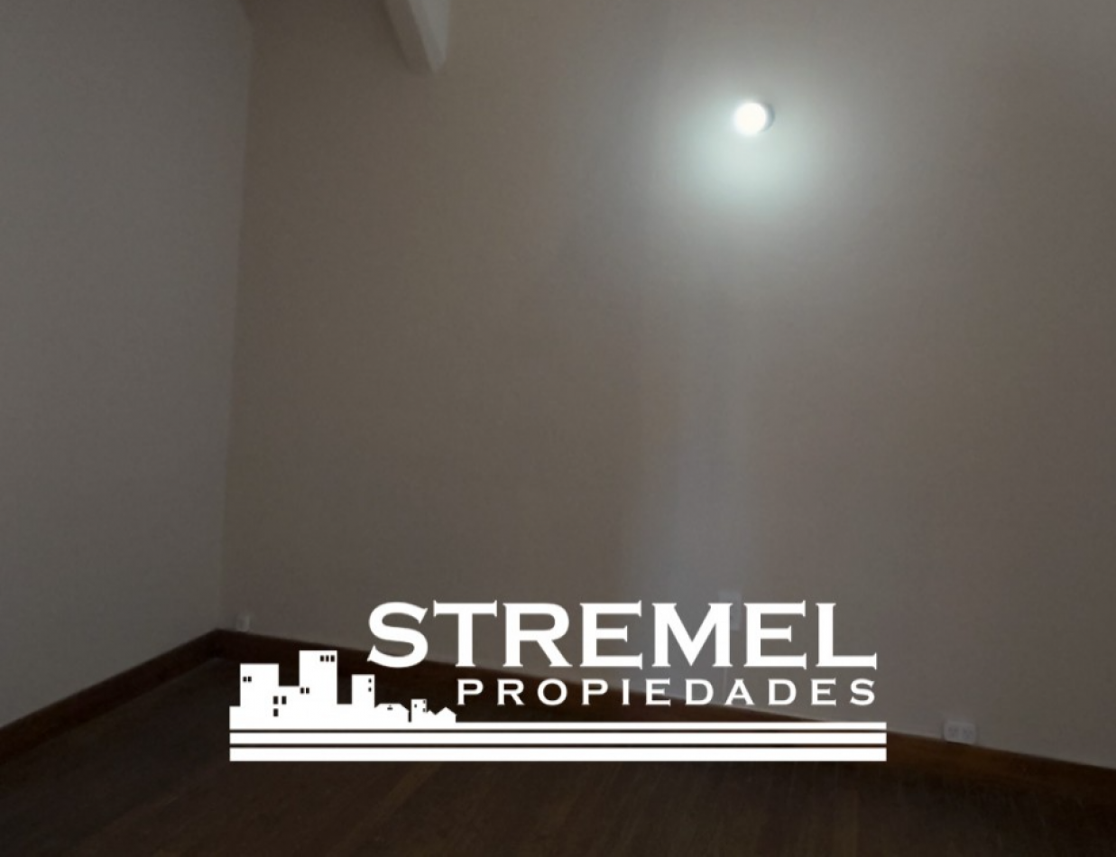 Departamento en Planta Alta en Venta!!!